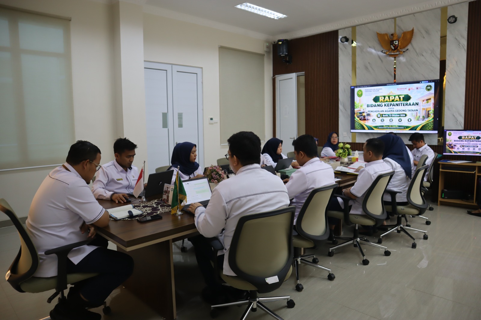 Perkuat Kinerja Kepaniteraan, PA Gedong Tataan Gelar Rapat Monitoring dan Evaluasi